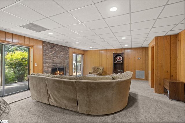 285 Old Batson Road, Taylors, SC 29687