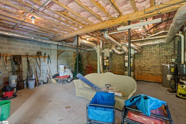 285 Old Batson Road, Taylors, SC 29687