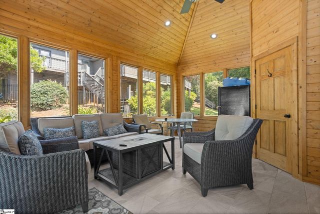 285 Old Batson Road, Taylors, SC 29687