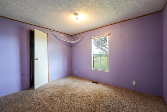 8732 SE 30th St, El Dorado, KS 67042