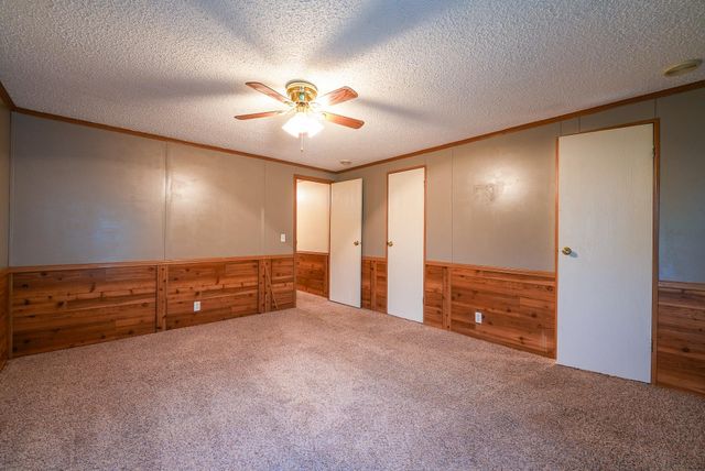 8732 SE 30th St, El Dorado, KS 67042