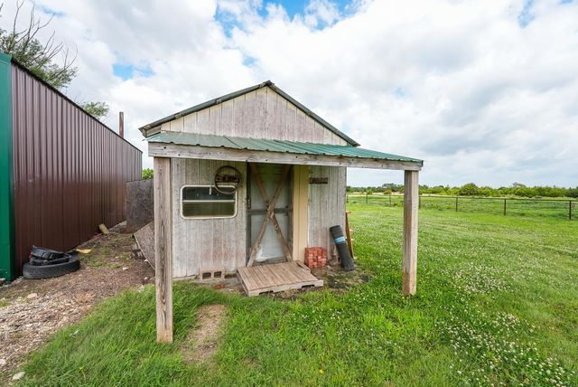 8732 SE 30th St, El Dorado, KS 67042