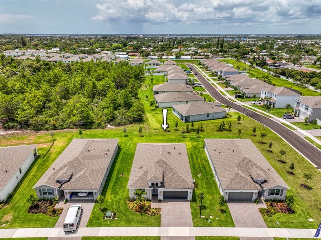 2071 NE Cedar Street, Jensen Beach, FL 34957