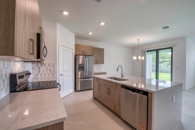 2071 NE Cedar Street, Jensen Beach, FL 34957