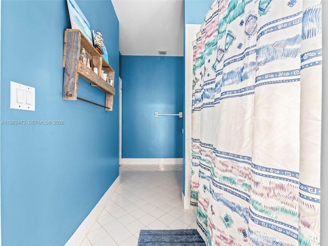 15480 SW 150th St, Miami, FL 33196