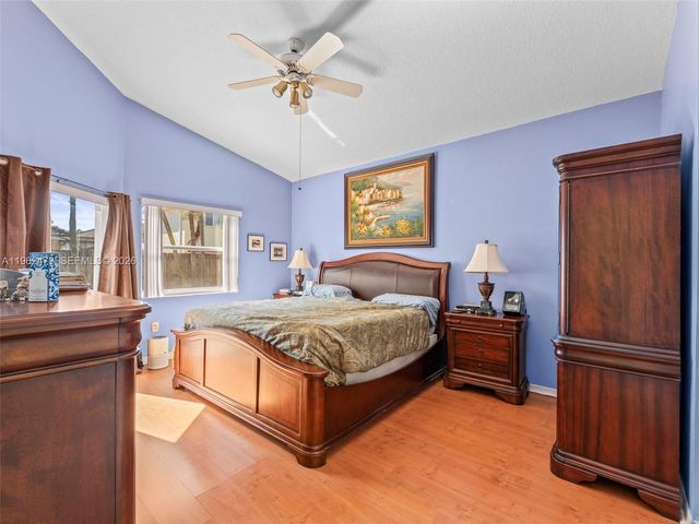 15480 SW 150th St, Miami, FL 33196