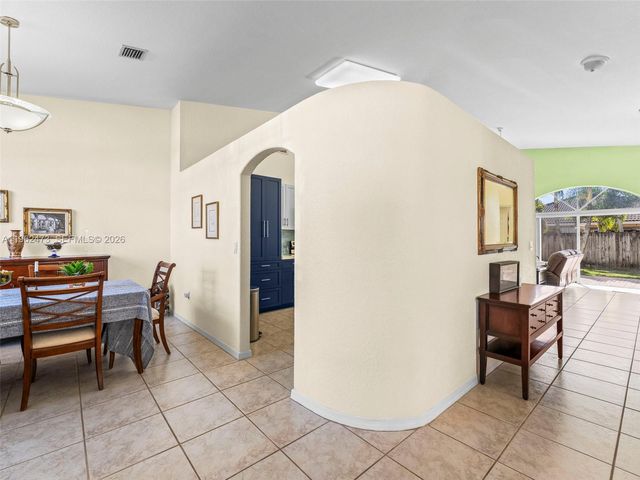 15480 SW 150th St, Miami, FL 33196