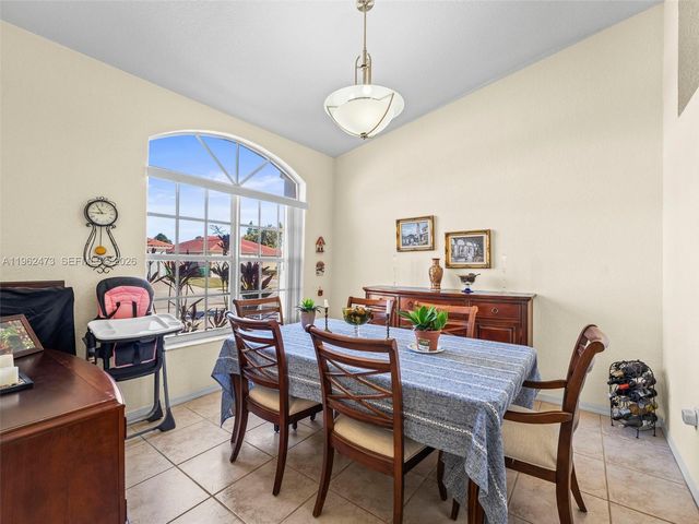 15480 SW 150th St, Miami, FL 33196