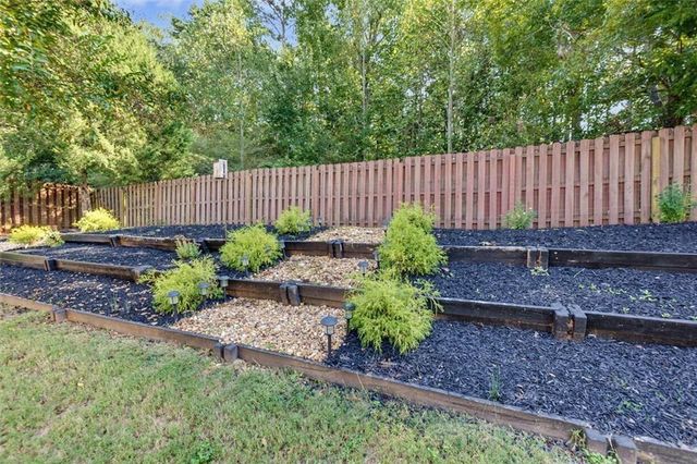 820 Cotton Creek Drive, Canton, GA 30115