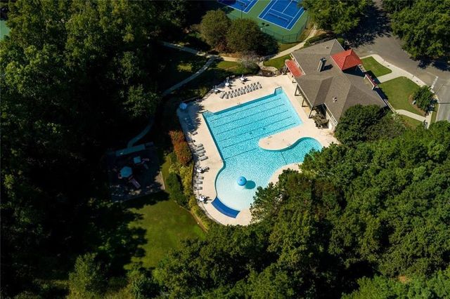 820 Cotton Creek Drive, Canton, GA 30115