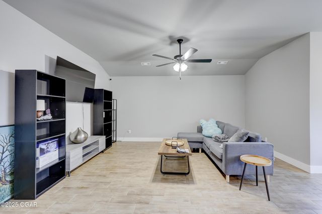 1330 Foundry Drive, Carthage, MO 64836