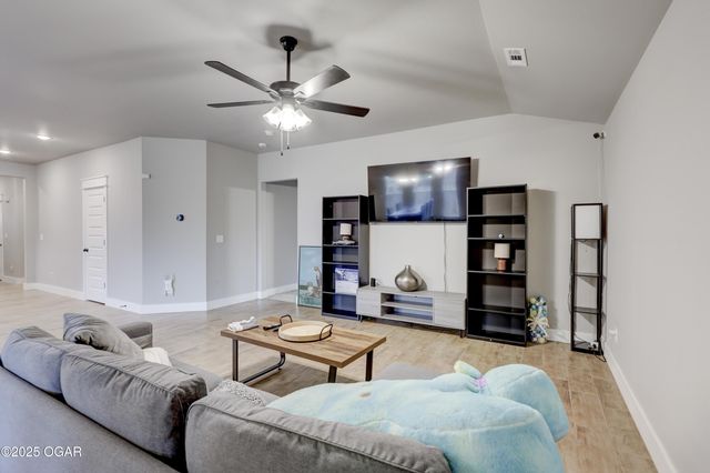 1330 Foundry Drive, Carthage, MO 64836