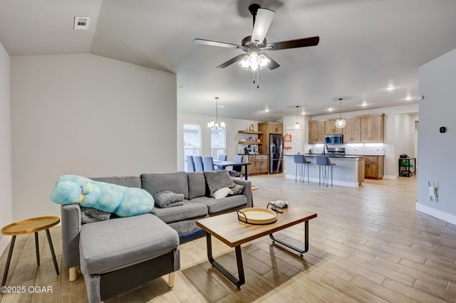 1330 Foundry Drive, Carthage, MO 64836