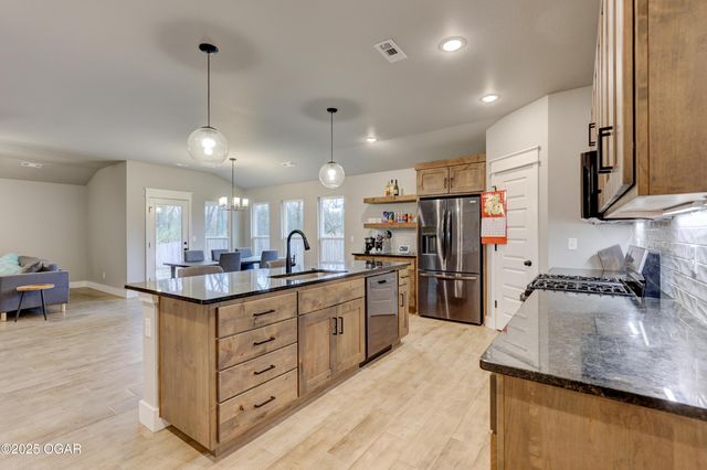 1330 Foundry Drive, Carthage, MO 64836