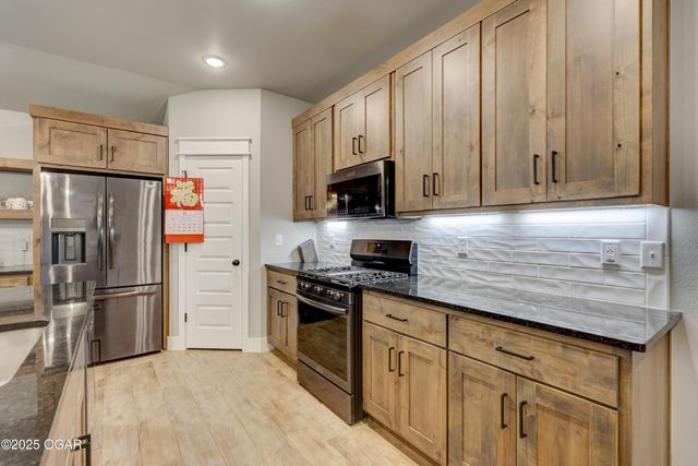 1330 Foundry Drive, Carthage, MO 64836