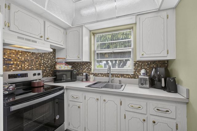 5 Northampton A 5, West Palm Beach, FL 33417