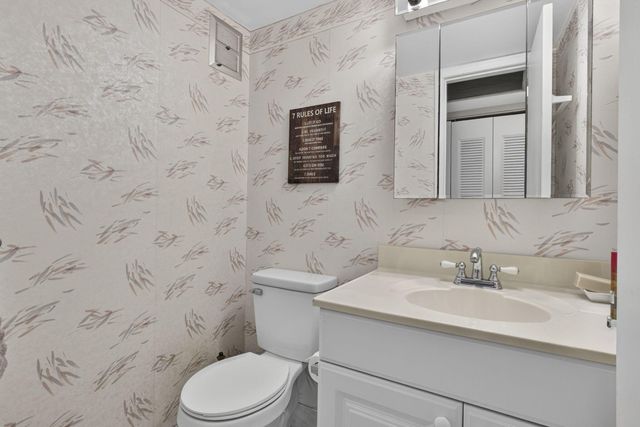 5 Northampton A 5, West Palm Beach, FL 33417