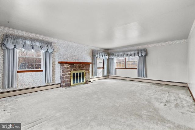 722 HECK HILL RD, Lewisberry, PA 17339