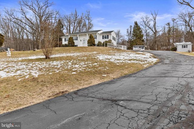 722 HECK HILL RD, Lewisberry, PA 17339