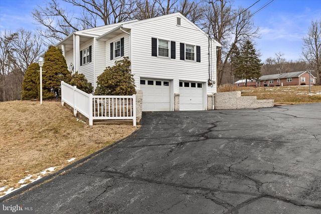 722 HECK HILL RD, Lewisberry, PA 17339