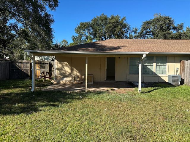 22195 E Martin Drive 4A, Porter, TX 77365
