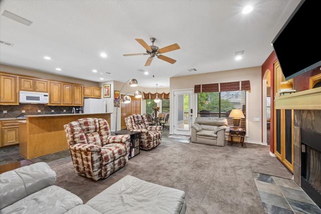 3040 Bayshore Drive, Bacliff, TX 77518
