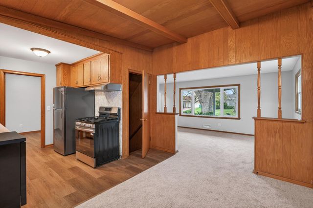 11832 Wren Street NW, Coon Rapids, MN 55433