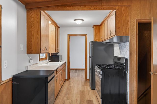 11832 Wren Street NW, Coon Rapids, MN 55433