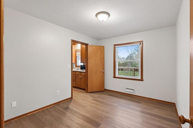 11832 Wren Street NW, Coon Rapids, MN 55433