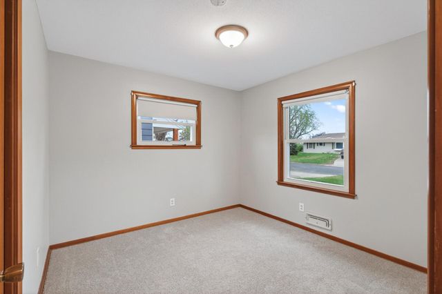 11832 Wren Street NW, Coon Rapids, MN 55433