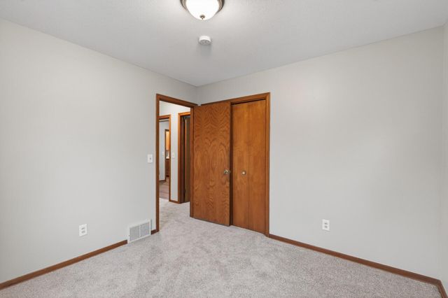 11832 Wren Street NW, Coon Rapids, MN 55433