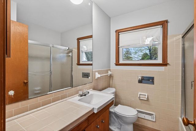 11832 Wren Street NW, Coon Rapids, MN 55433