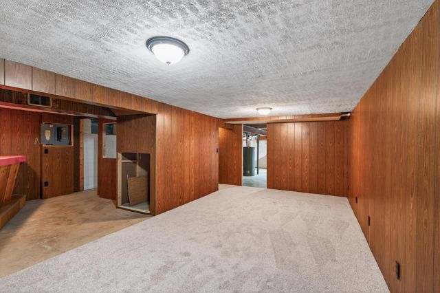 11832 Wren Street NW, Coon Rapids, MN 55433