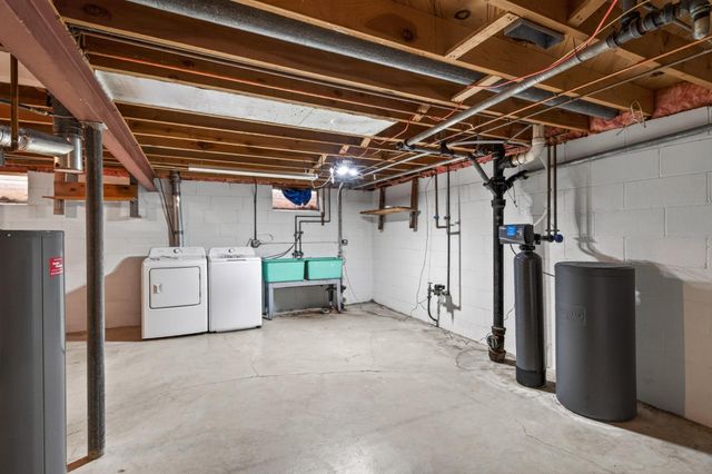 11832 Wren Street NW, Coon Rapids, MN 55433