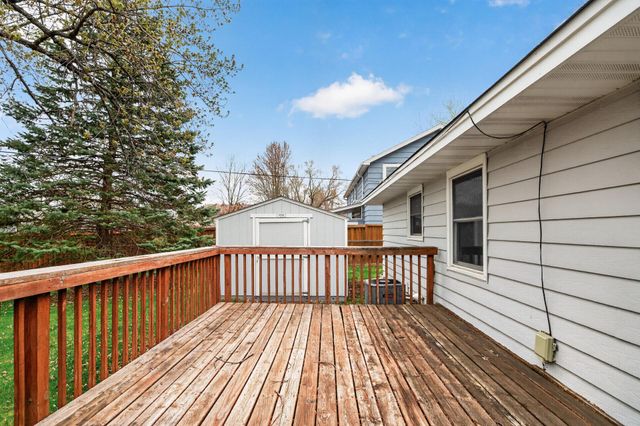 11832 Wren Street NW, Coon Rapids, MN 55433