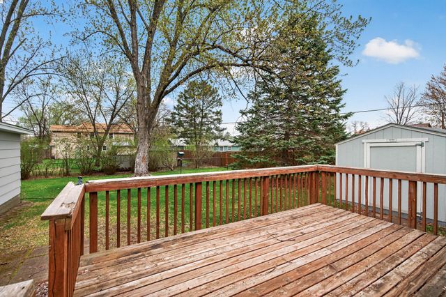 11832 Wren Street NW, Coon Rapids, MN 55433