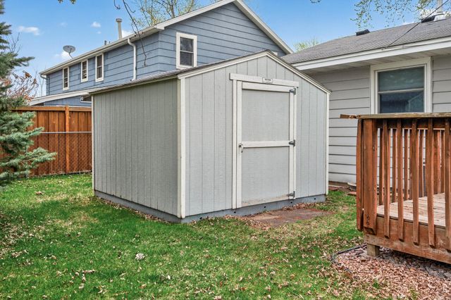 11832 Wren Street NW, Coon Rapids, MN 55433