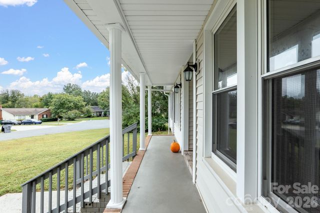 8530 Glenway Court, Charlotte, NC 28226