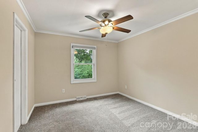 8530 Glenway Court, Charlotte, NC 28226