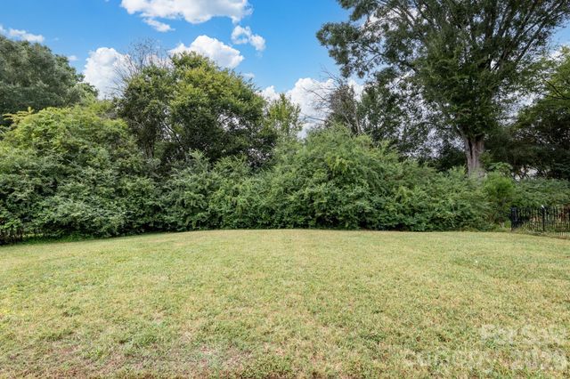 8530 Glenway Court, Charlotte, NC 28226