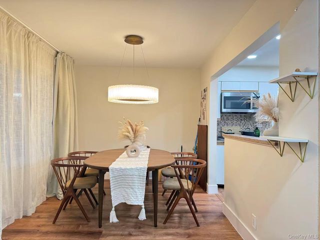 55 Keller Street, Valley Stream, NY 11580