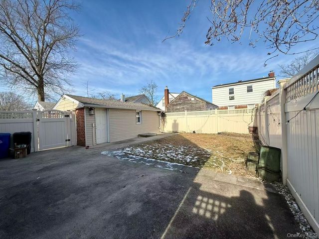 55 Keller Street, Valley Stream, NY 11580