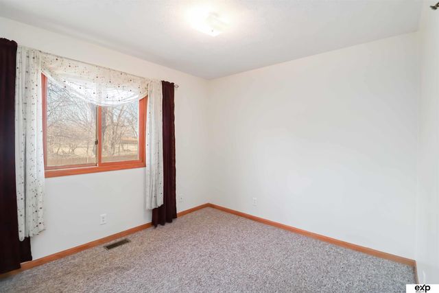 1517 SW 32 Street, Lincoln, NE 68522