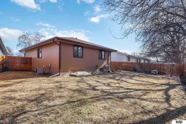 1517 SW 32 Street, Lincoln, NE 68522