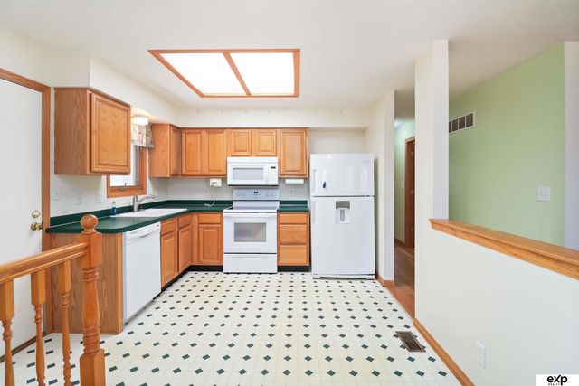 1517 SW 32 Street, Lincoln, NE 68522