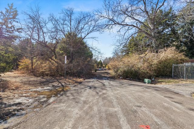 2831 Lebrock Street, Dallas, TX 75241