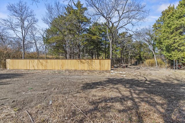 2831 Lebrock Street, Dallas, TX 75241