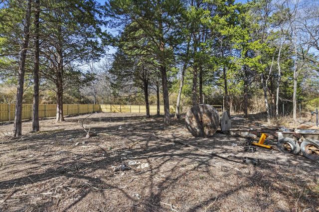 2831 Lebrock Street, Dallas, TX 75241