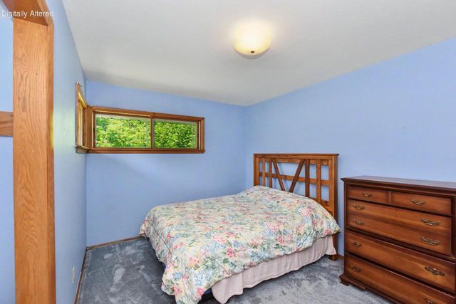 803 W Washington AVENUE, Waukesha, WI 53188
