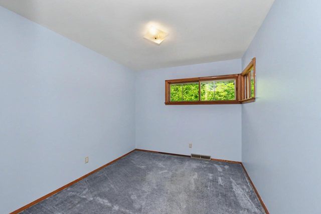803 W Washington AVENUE, Waukesha, WI 53188